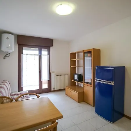 Onda Blu Apartment *